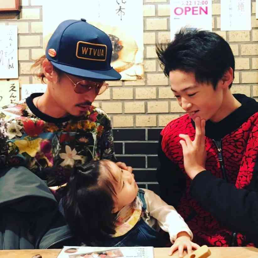 窪塚洋介と息子・愛流が並ぶ姿に反響　「どんどんイケメンに」「パパそっくり」