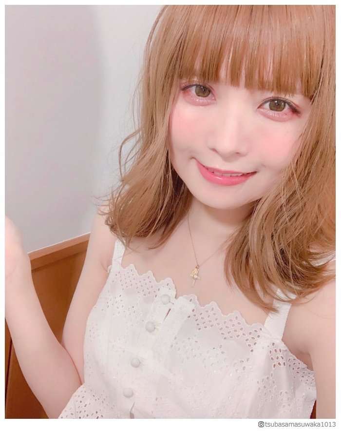 益若つばさ「とてつもなくほっぺが腫れてた」 ファンから驚きの声 - モデルプレス
