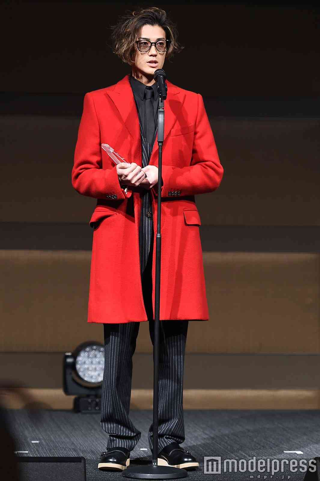 赤西仁 最も影響力あるアーティスト に輝く 華麗なスピーチで沸かす ガールズちゃんねる Girls Channel