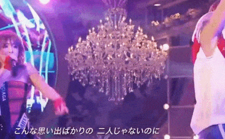 浜崎あゆみ、AAA・浦田直也のソロライブ会場に訪れ