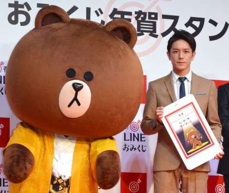 滝沢秀明、年始もCM出演　『LINEスタンプ』化決定に「お年玉をもらった気分」 | ORICON NEWS
