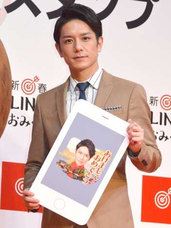 滝沢秀明、年始もCM出演 『LINEスタンプ』化決定に「お年玉をもらった気分」