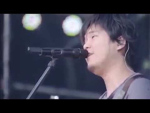 『鱗』  秦基博  - ap bank fes '11 LIVE - YouTube