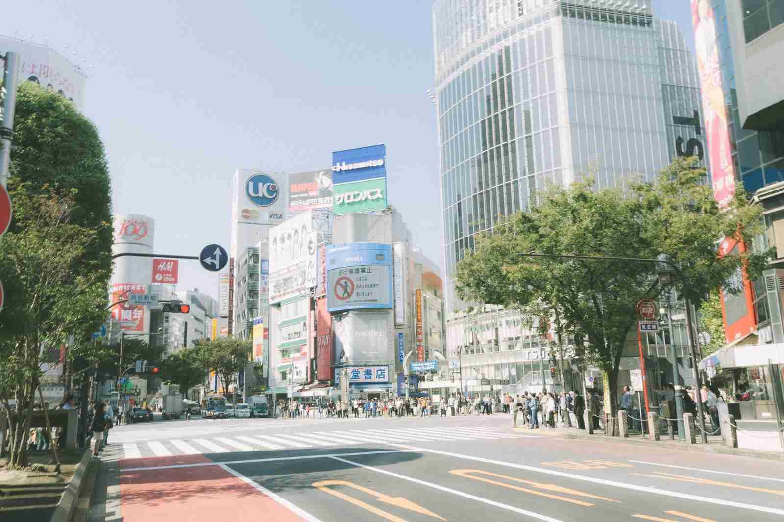 渋谷駅前でカウントダウンイベント開催、スクランブル交差点一帯が歩行者天国に