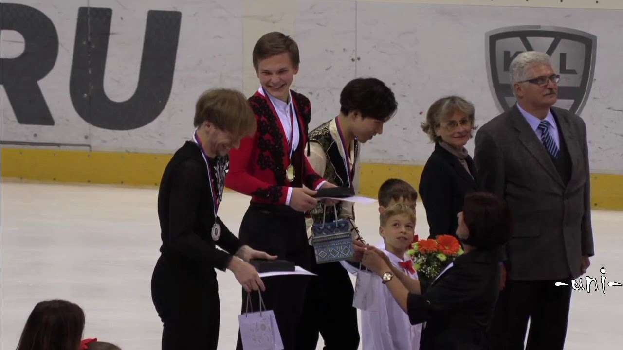 Mikhail KOLYADA - Men's Victory Ceremony - 表彰式 - Ondrej Nepela Trophy 2018 - 田中刑事 - Михаил Коляда - YouTube