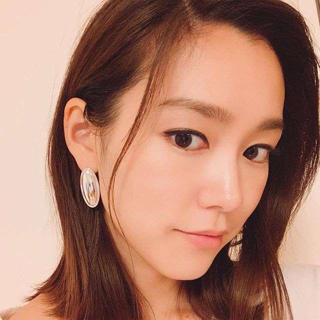 桐谷美玲、佐田真由美と美女2ショット共演 「顔が変わった」と困惑の声も