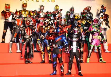 平成ライダー20人が史上初の集結　最新作『ジオウ』から『クウガ』まで豪華共演 | ORICON NEWS