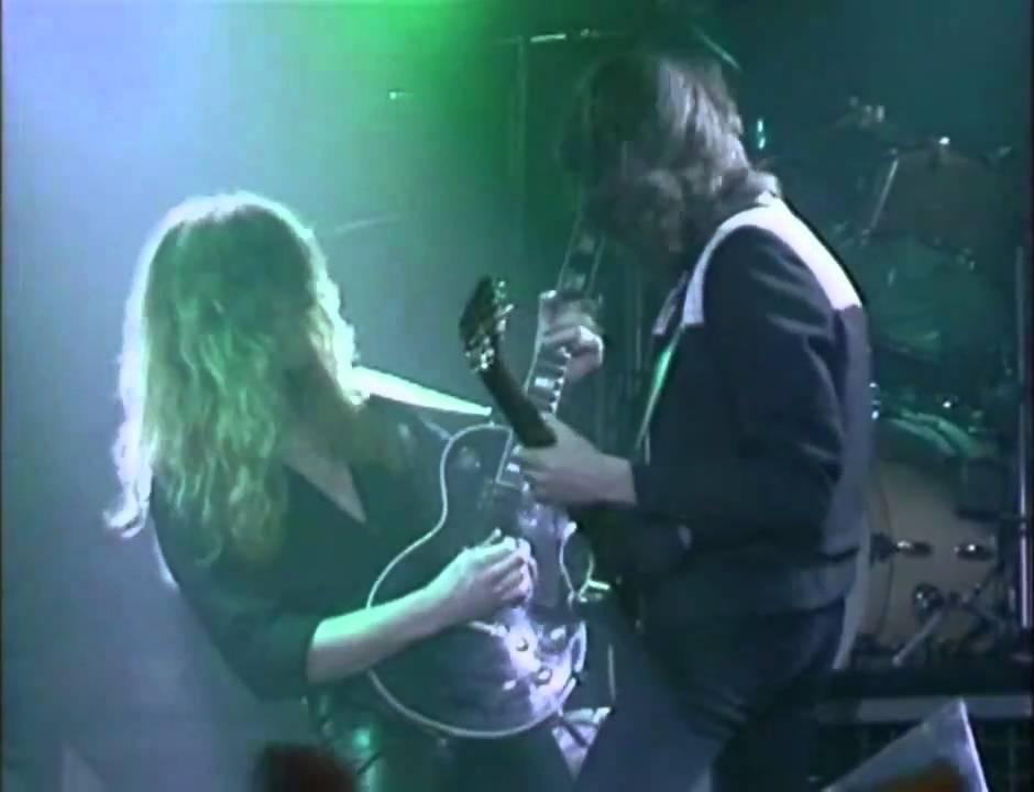Thin Lizzy - The Boys Are Back In Town -- Best Live Version - YouTube