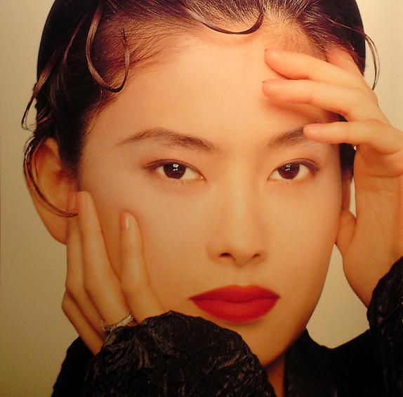 昭和の美人タレントの画像を貼ってください