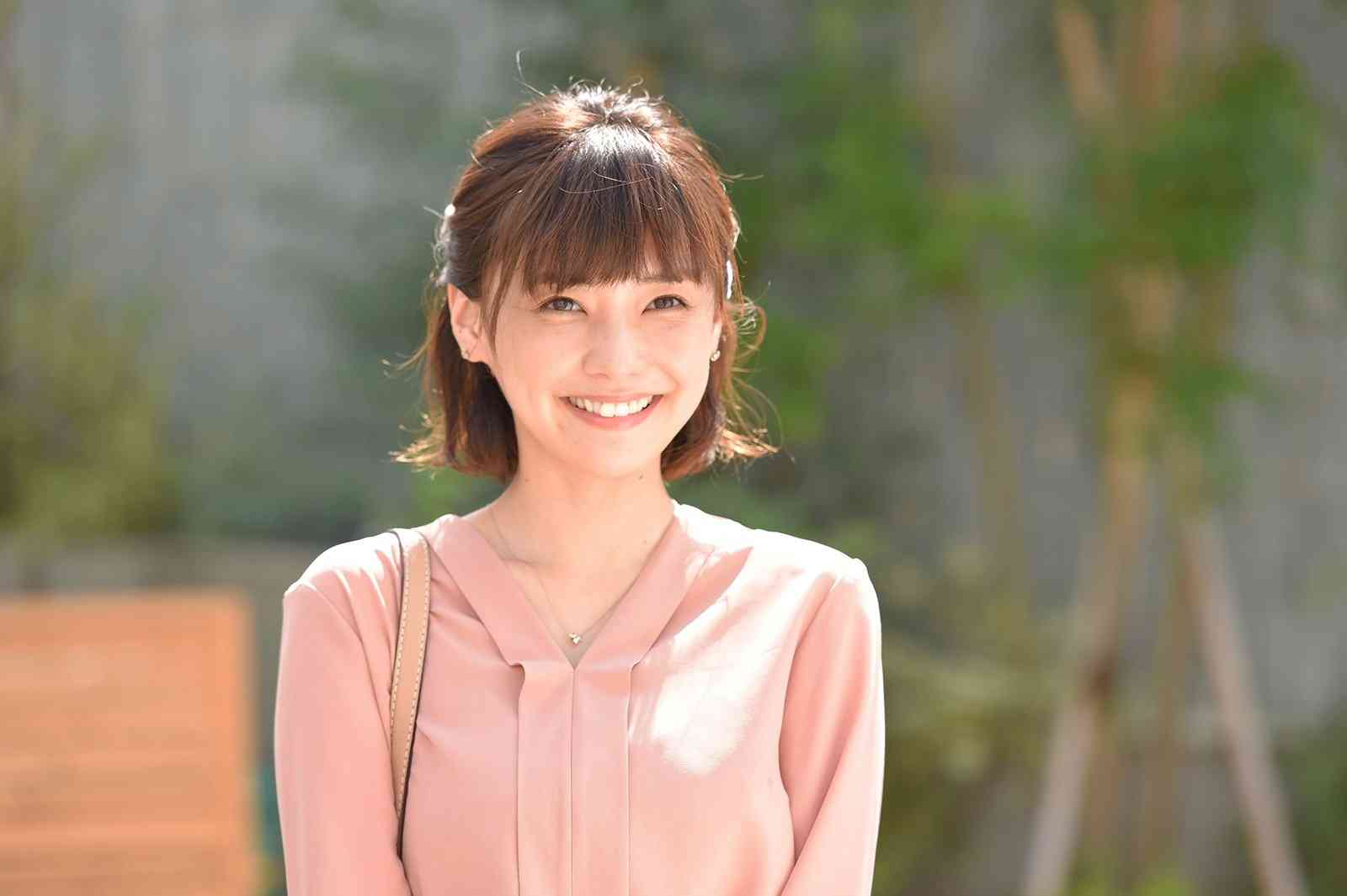 倉科カナが31歳に「時が経つのは本当に早いなぁ〜笑」満面の笑み写真を公開