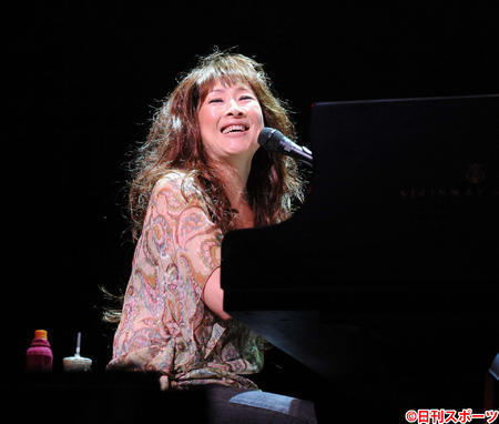 矢野顕子、嵐とＳＭＡＰ発言で批判受け謝罪（日刊スポーツ） - Yahoo!ニュース