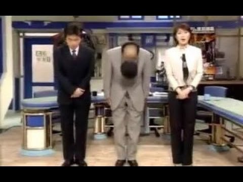 カツラが外れる放送事故 - YouTube