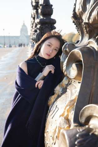 橋本環奈メモリアル写真集に期待の声　先行公開カットに「美しすぎる！」 | ORICON NEWS