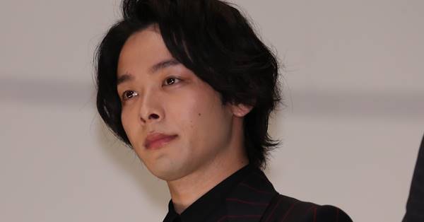 中村倫也　初彼女は中学2年のとき「見た瞬間にバーンって」
