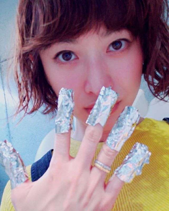山田優、新ネイルを披露も賛否飛び交う「真似したい」「こんな指で料理したくない」