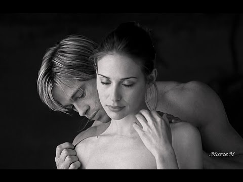 Chris Isaak - Can´t Help Falling In Love - YouTube