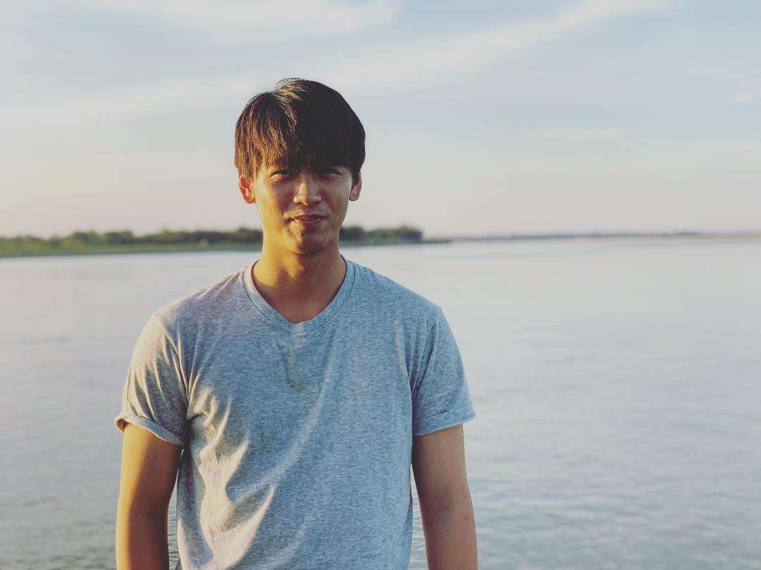 竹内涼真、“あざと可愛い”一枚にファン悶絶　「早く色々…」意味深コメントにも注目集まる