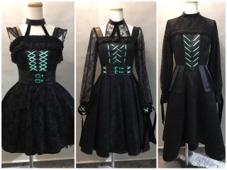 女性アイドルの衣装画像