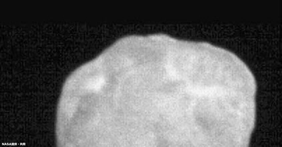 最遠の天体は雪だるま形　NASA、鮮明な画像公開: 日本経済新聞