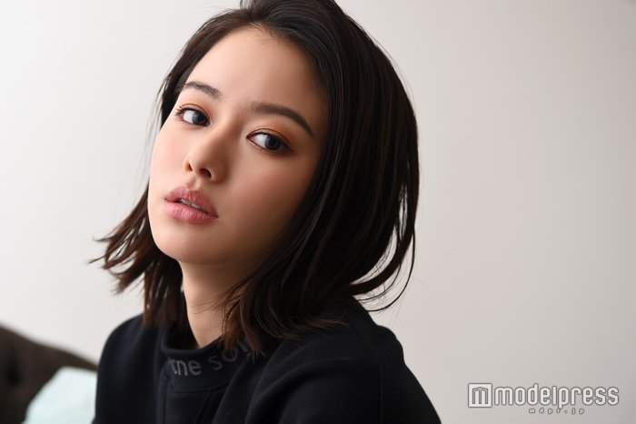 山本舞香、飛躍の2018年も「主演じゃない役が代表作というのはダサい」“正直すぎるキャラクター”でバラエティ番組でも存在感＜モデルプレスインタビュー＞ - モデルプレス