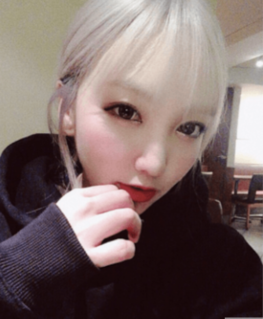 ざわちん 自撮り写真が可愛すぎて物議に 加工しすぎ 怖くなる ガールズちゃんねる Girls Channel