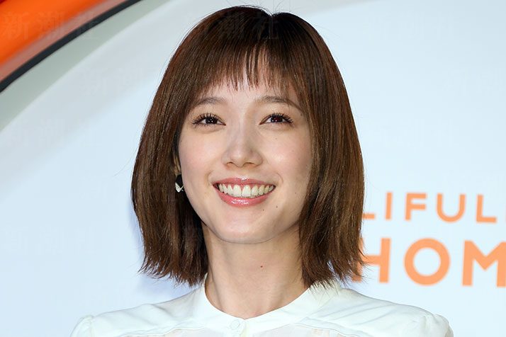 「本田翼」がちゃっかり