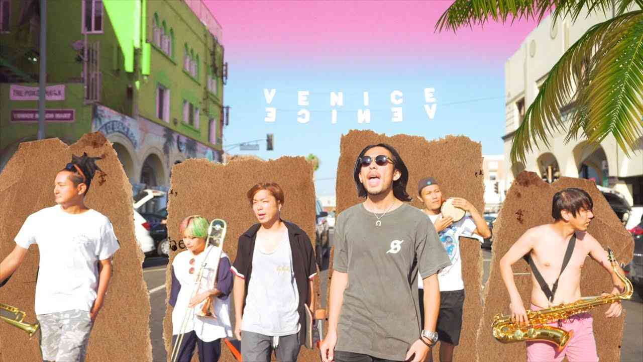 HEY-SMITH -  No Mates (Music Video) - YouTube