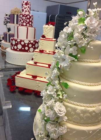 ウェディングケーキの中身が… 比の披露宴で発覚した事実に新婦号泣