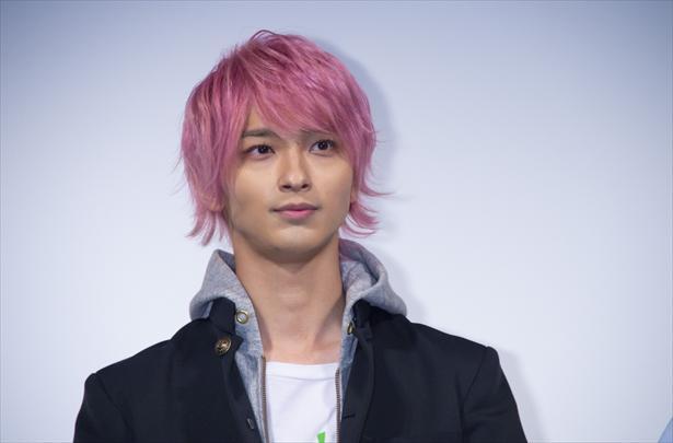 横浜流星、壁ドンに代わる“胸キュンの代名詞”開拓に意欲！中村倫也「愛の伝道師だね」 （1/2） | テレビ・芸能ニュースならザテレビジョン