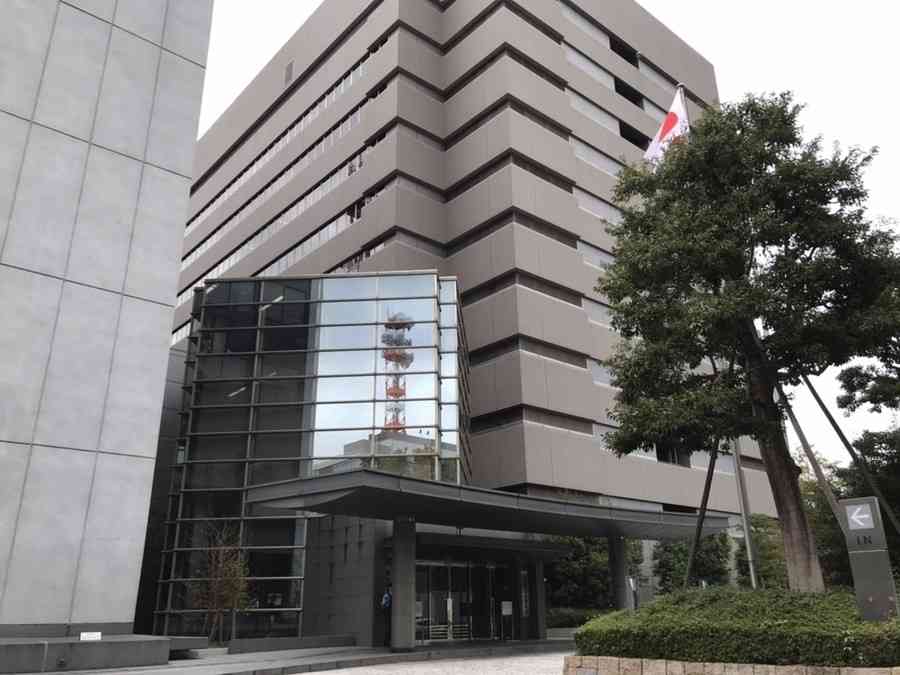 人が炎上…月極駐車場に車を停めに戻った男性 人が燃えているのを発見 その場で死亡確認