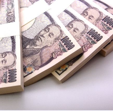 正社員男性の平均給与「527万円」　引き上げているのは誰なのか？ | キャリコネニュース
