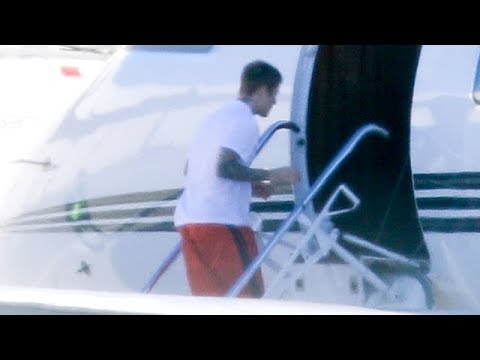 Justin Bieber Jets Out Of Town After Another Fight With Hailey About Selena Gomez - YouTube