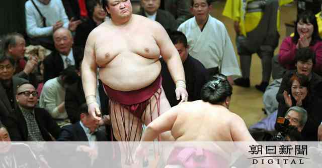 進退がかかる稀勢の里、黒星スタート　大相撲初場所初日：朝日新聞デジタル