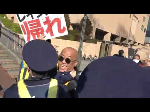 桜井誠の鬼退治！ 鬼っ子韓国との断交を求める国民大行進2019/2/3デモ前 - YouTube