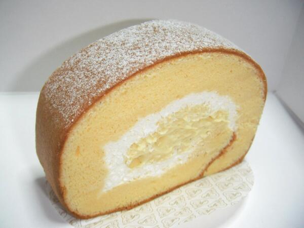 ロールケーキが好きな人!