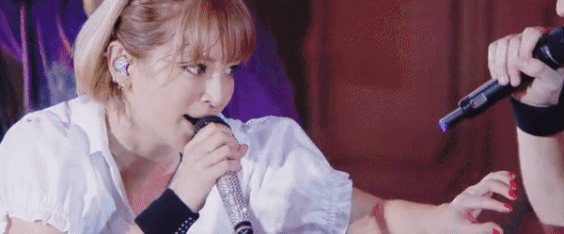 浜崎あゆみ・ダンサーの投稿にファン激怒「気分悪い」「あゆのイメージが…」