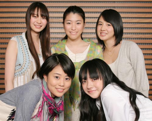 垢抜けた女性芸能人を貼るトピ