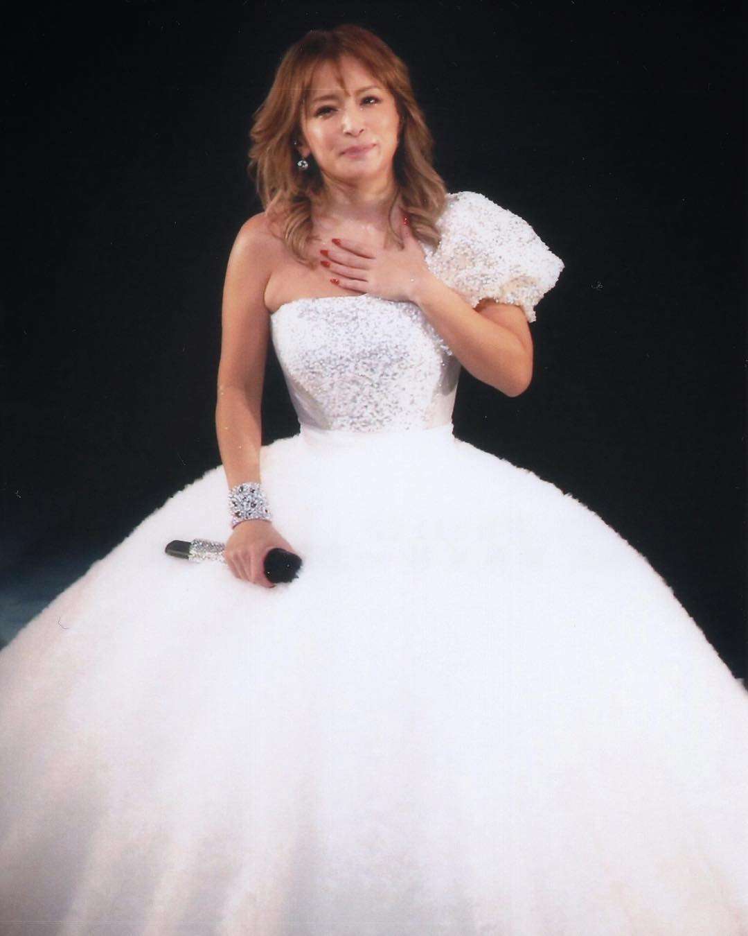 浜崎あゆみ・ダンサーの投稿にファン激怒「気分悪い」「あゆのイメージが…」