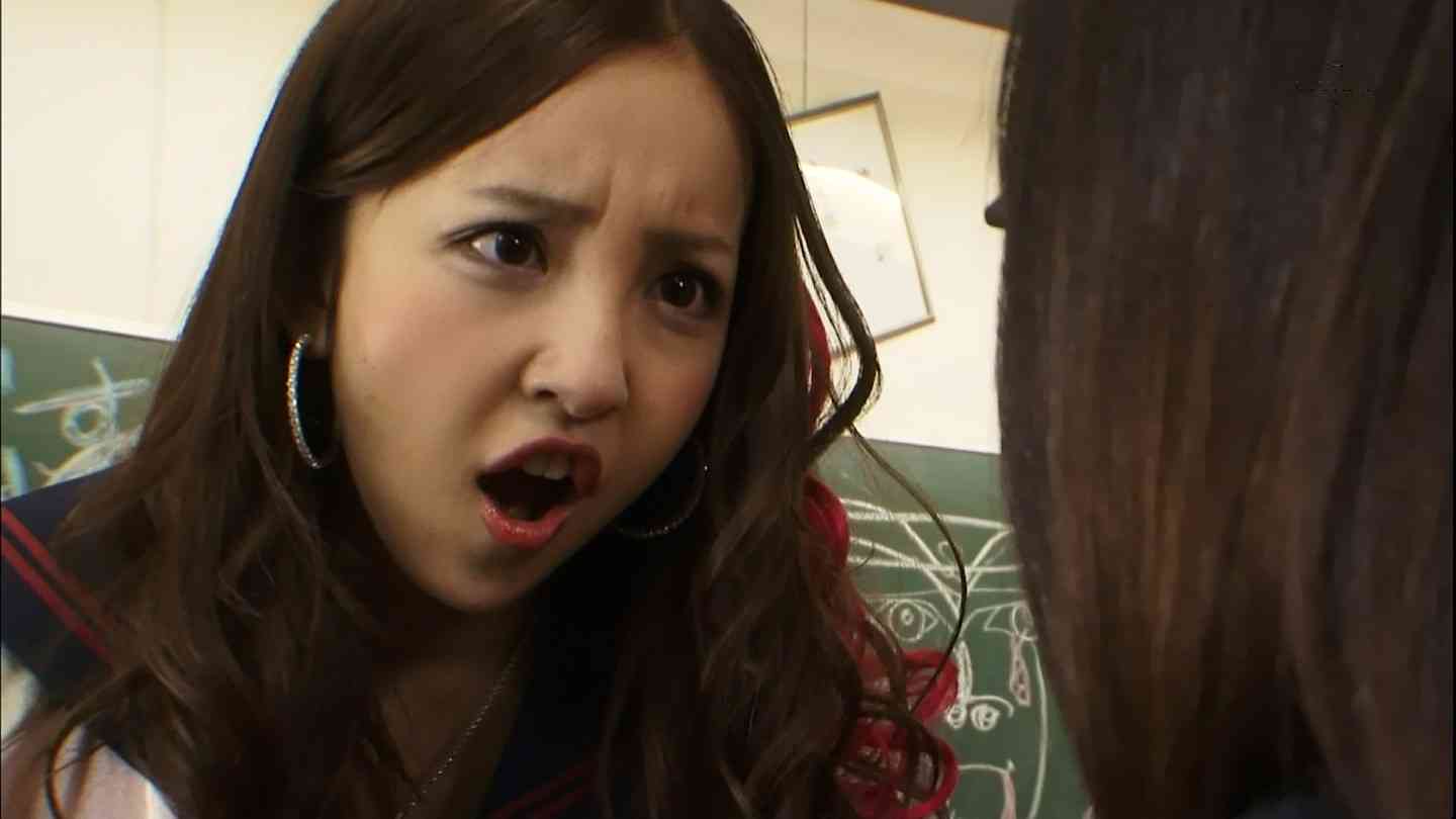 板野友美、MV撮影秘話を明かす　キスシーンに「どぎまぎしていました」