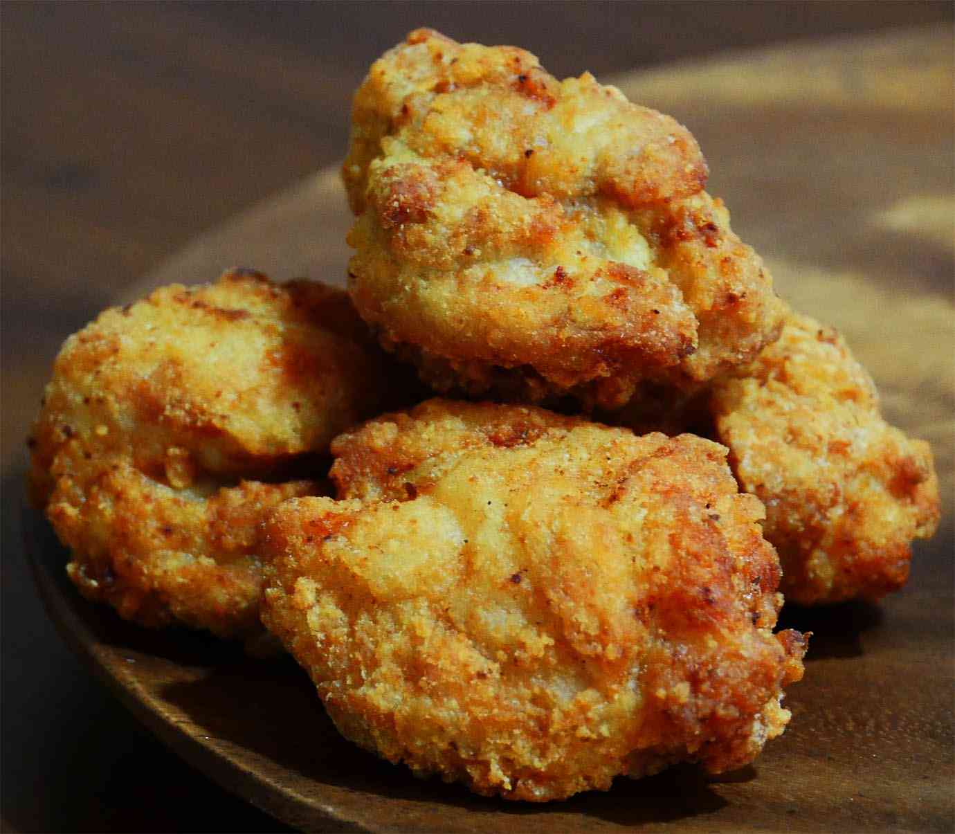 【グルメ調査】から揚げにトッピングする調味料ランキングトップ10発表 / コンビニで買いやすくなり身近に ｜ バズプラスニュース Buzz+