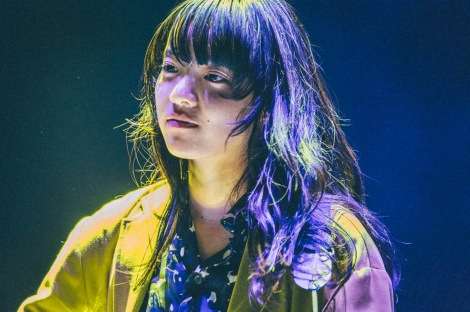 あいみょん、初武道館1万4000人の真ん中で涙「一番の特等席をありがとう」 | ORICON NEWS
