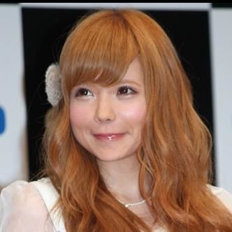 アウトすぎる！？過去のパクリアイテムが次々と発覚・・・デザイン盗作騒動の益若つばさの今後がヤバい - NAVER まとめ