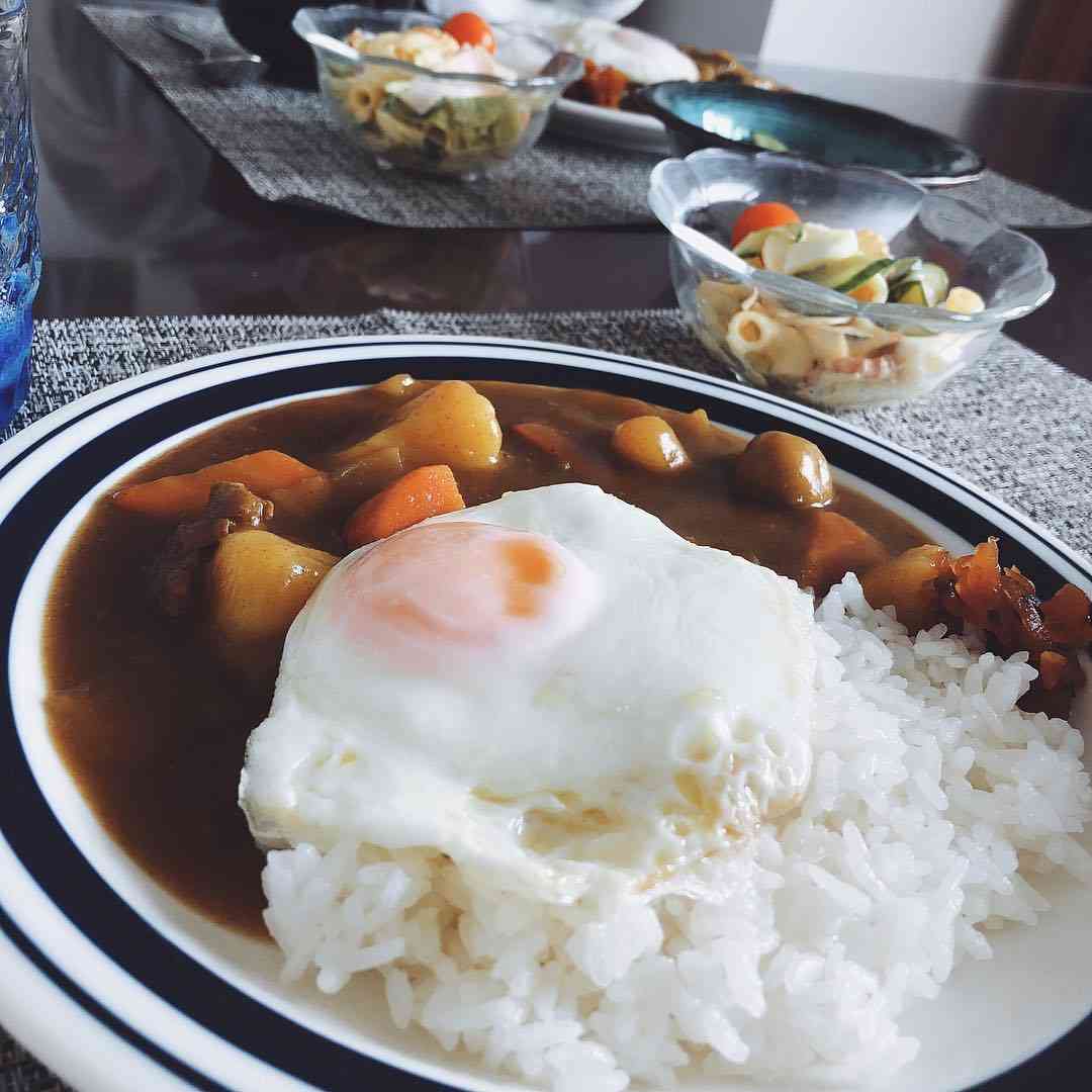 Kago AiさんはInstagramを利用しています:「そういえばの朝カレー??・・#おかわりぼん飯」