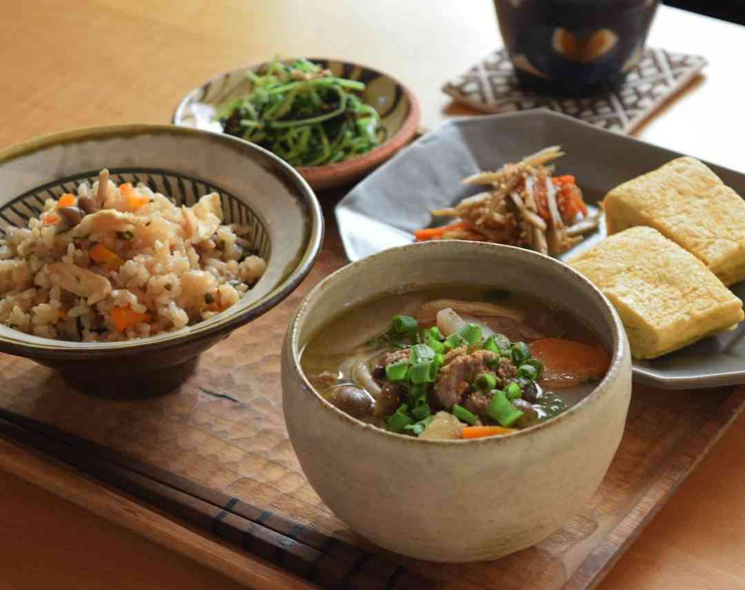 【至急】炊き込みご飯の時のおかずについて ガールズちゃんねる Girls Channel 【至急】炊き込みご飯の時のおかずについて ガールズちゃんねる Girls Channel