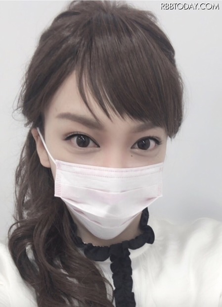 ざわちん、洗練された平愛梨＆NEWS手越のものまねメイク披露！