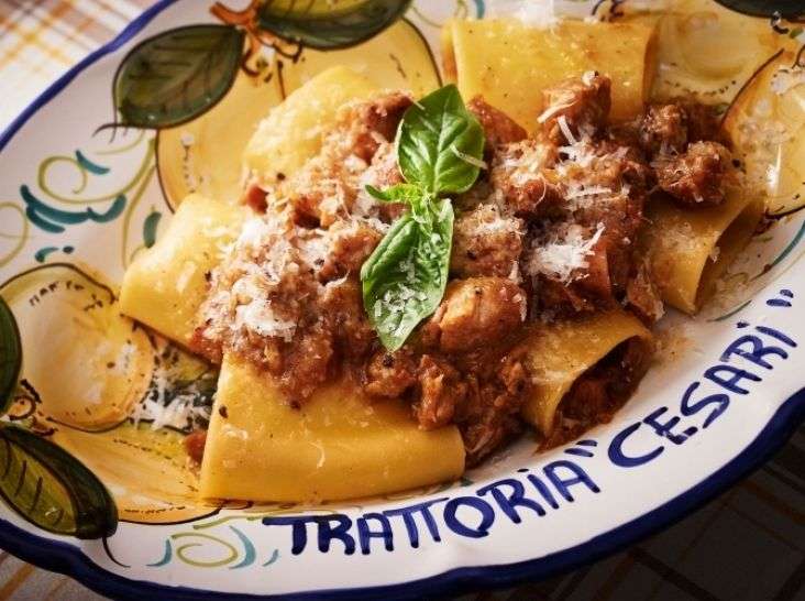 玉ねぎと豚肉のパスタ（パッケリ アッラ ジェノベーゼ） 牧島 昭成シェフのレシピ | シェフごはん