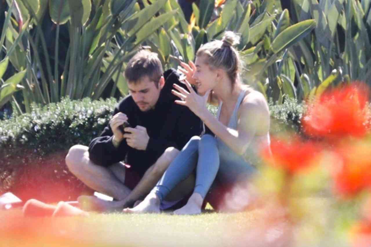 ジャスティン・ビーバー、「夫婦の危機」「デート中に口論」に妻ヘイリーが反応