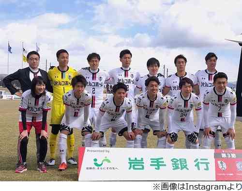 のん、凜々しいサッカーユニ姿「闘志湧いてきた」