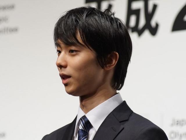 羽生結弦、サーシャ君との“天使すぎる1枚”が2万超反響　「破壊的可愛さ」の声も