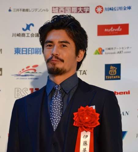 男性芸能人の髭、似合ってたら+ボタンを押すトピ